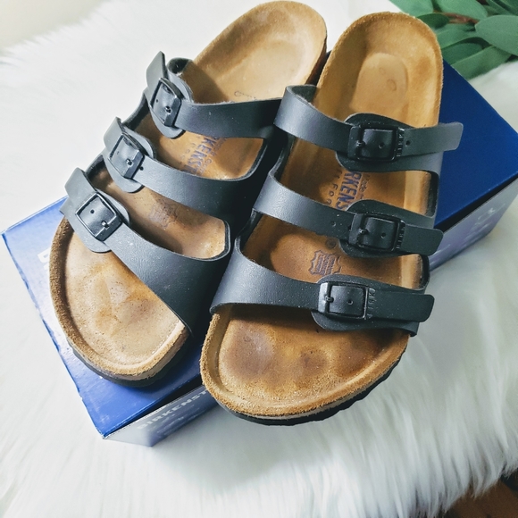 black three strap birkenstocks